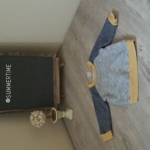 Old Navy Crewneck Sweatshirt/3-6 mos.